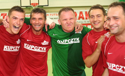 Krzysztof Filipczak po zdobyciu gola w półfinale Pucharu Polski w 2008 roku z Hurtapem